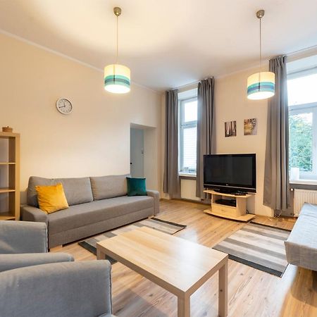 Essence Of Lodz-145M!Central-Secured-Comfy18Ppl!&Freeparking Bagian luar foto