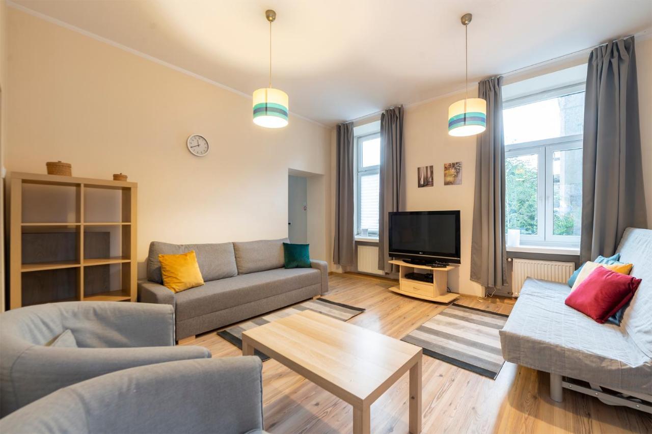 Essence Of Lodz-145M!Central-Secured-Comfy18Ppl!&Freeparking Bagian luar foto