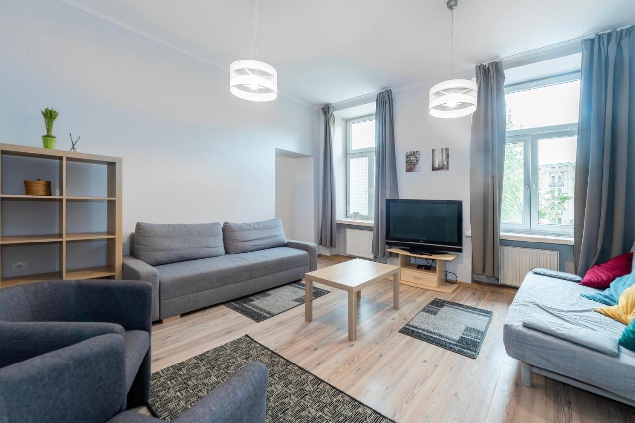 Essence Of Lodz-145M!Central-Secured-Comfy18Ppl!&Freeparking Bagian luar foto